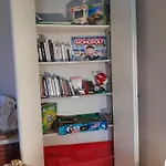 Vue De Reve Chambre Dans Appartement De Standing - Vous Faites Le Menage-Very Good Prices But You Have To Cle-An Th-E Flat