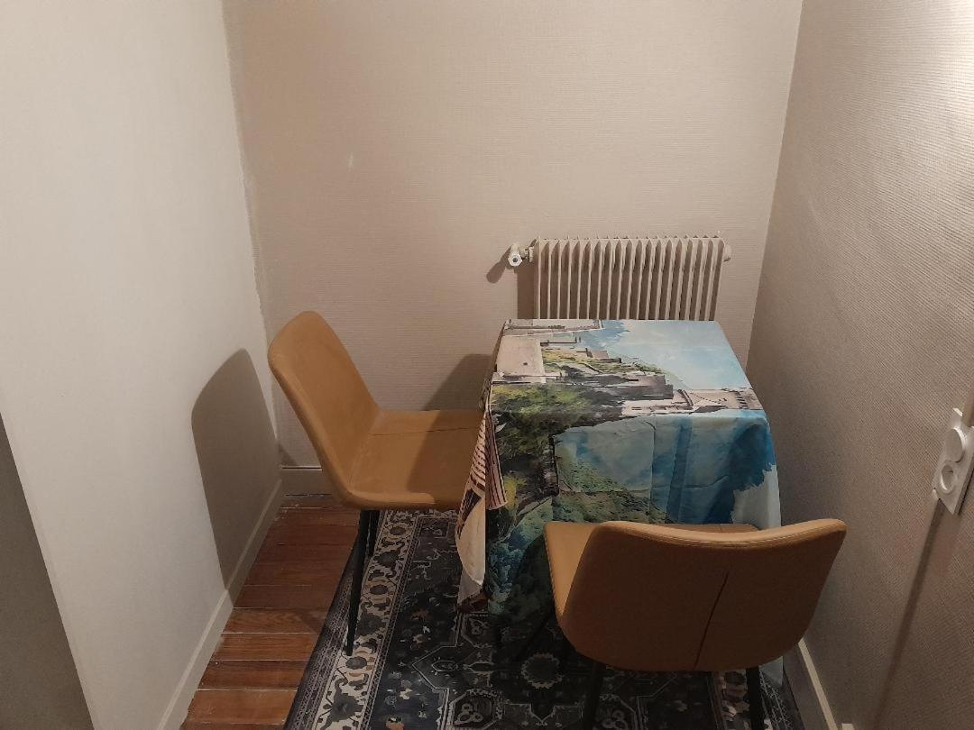 Vue De Reve Dans De Standing - Vous Faites Le Menage-very Good Prices But Have To Cle-an Th-e Flat *