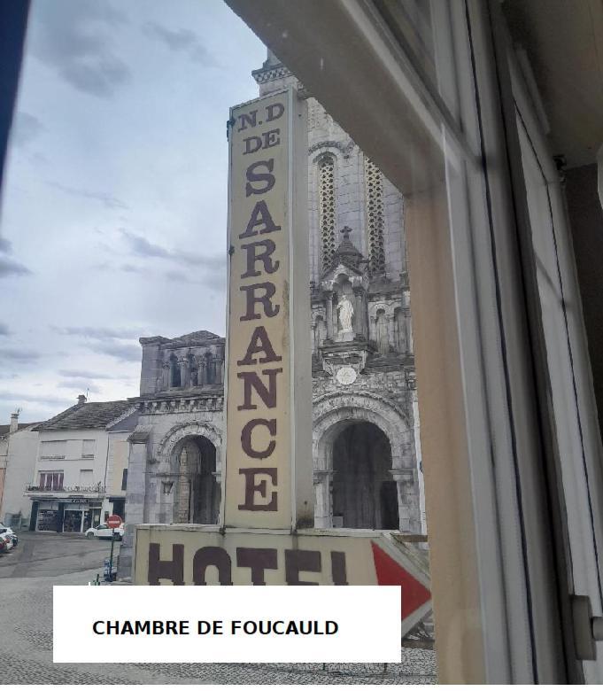 Vue De Reve Dans De Standing - Vous Faites Le Menage-very Good Prices But Have To Cle-an Th-e Flat Appartement Lourdes